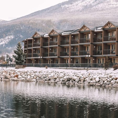 Prestige Lakeside Resort, Worldhotels Elite Нельсон Экстерьер фото
